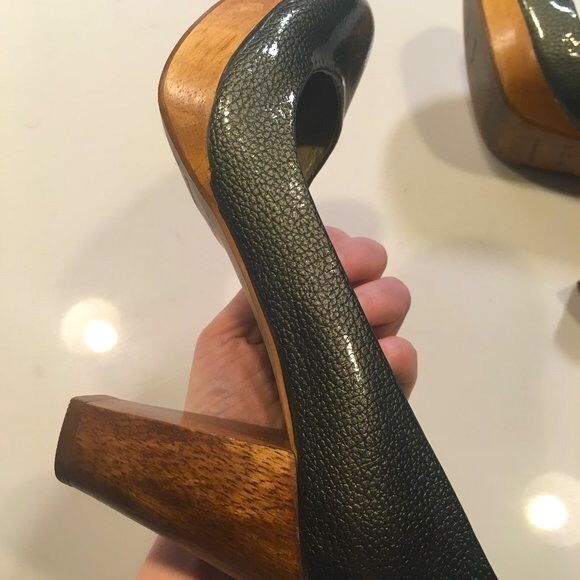 GOKA Pebbled Patent Leather Wood Platform Heels - Picture 3 of 6